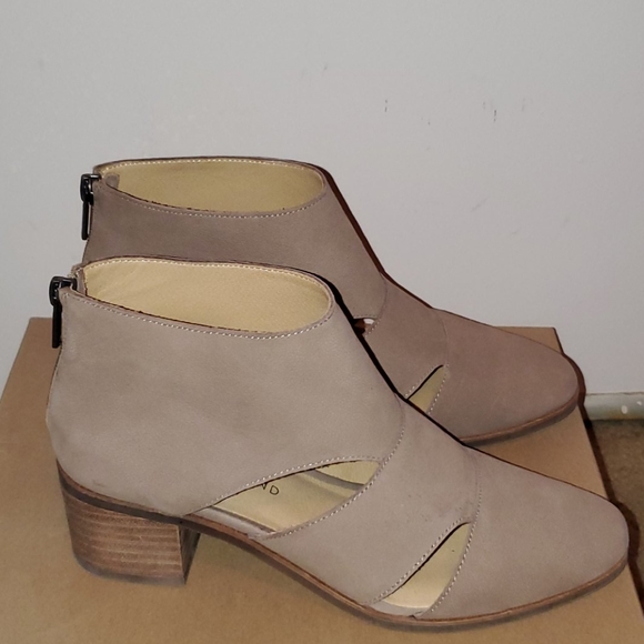 Bootie - Picture 2 of 6